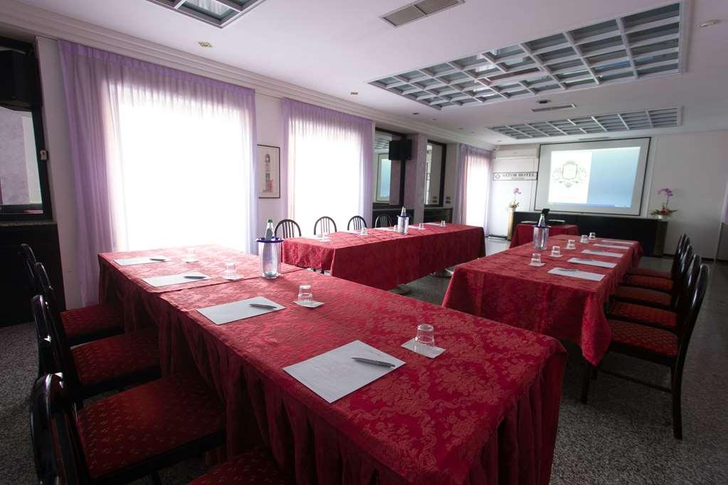Astor Hotel Vintage Frosinone Facilități foto